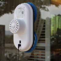 Robot de nettoyage de vitres: règles de sélection + aperçu des meilleurs modèles du marché