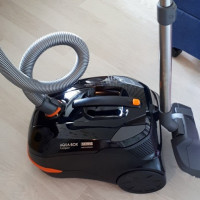 Overview of the Thomas Aqua-Box Vacuum Cleaner: compact but ruthless to dust and allergens