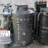 Comment fabriquer un générateur de gaz à base de bois de vos propres mains: bois et sciure de bois faits maison