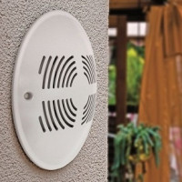 Soupape de ventilation d'alimentation dans le mur: caractéristiques de l'agencement