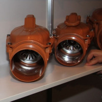 Clapet anti-retour d'égout: Guide d'installation du dispositif de verrouillage