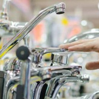 Austauschen der Patrone im Mischer: Eine Einweisung zum Ersetzen eines alten Teils durch ein neues