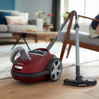 Test de l'aspirateur Philips FC 9174: Grand Prix dans la nomination People's Favorite