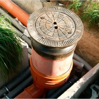 Comment bien faire un drainage de vos propres mains et y amener des tuyaux