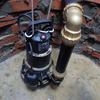 Pompe Cesspool: conseils de sélection + revue des meilleures marques