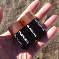 Quelles batteries sont nécessaires pour le chauffe-eau à gaz: comment choisir et remplacer les batteries dans l'alimentation