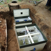 Fosse septique pour eaux souterraines hautes: méthodes de détermination du niveau d'eau et recommandations pour le choix d'une fosse septique