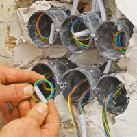 Comment connecter un bloc de sortie: règles d'installation et schémas de connexion