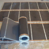 Comment faire un sol chaud infrarouge de vos propres mains: installation et connexion d'un sol en film