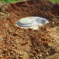 Comment construire un puisard de pneus: la technologie étape par étape de l'auto-construction