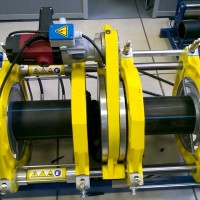 Comment le soudage bout à bout des tuyaux en polyéthylène est effectué: briefing sur le travail