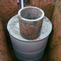 Comment construire un puisard d'anneaux en béton: schémas + guide étape par étape