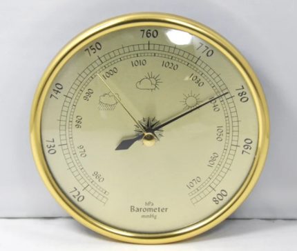 Como determinar a profundidade da água subterrânea com um barômetro