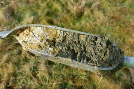 Do-it-yourself homemade auger drill DIY do-it-yourself spoon for drilling water wells