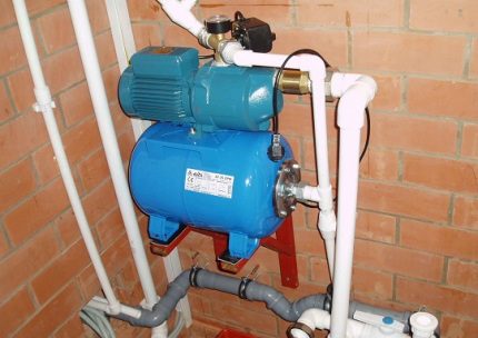 Stehen Sie für Pumpstation