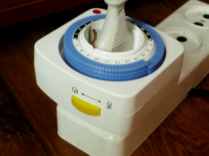 La dépendance de l'appareil sur la source d'alimentation