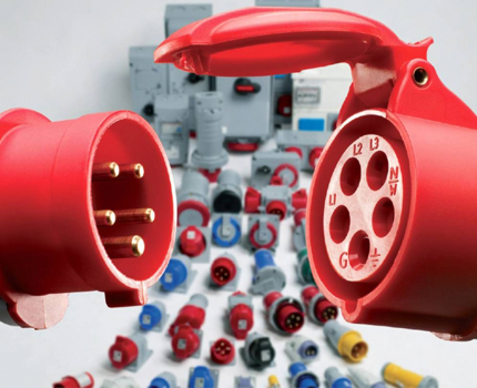 Comment faire une prise pour un consommateur puissant Prise triphasée