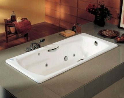 Choosing a Steel Hot Tub Steel bath