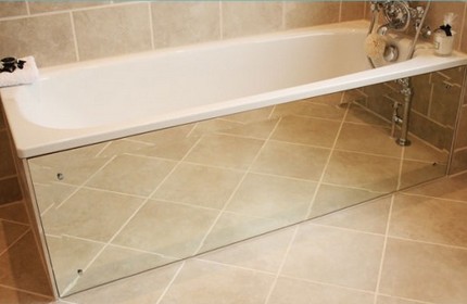 Acrylic mirrors in the interior