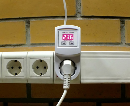 Quel thermostat dans la sortie est préférable d'acheter pour les appareils de chauffage domestiques Thermostat de travail