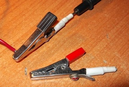 Crocodiles for probes