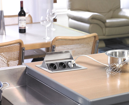 Comment sont les douilles extractibles pour un comptoir Douilles rétractables à l'intérieur