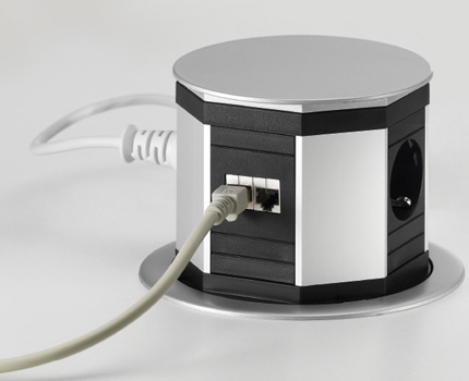 Plan de travail intégré avec douilles circulaires Prises extensibles compactes