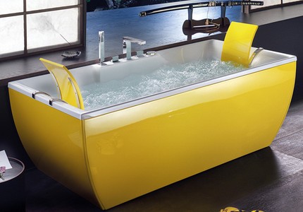 Quelle baignoire acrylique est préférable d'obtenir Surface brillante du polymère durci