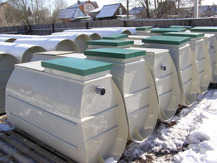 Modificações de um tanque séptico Tver para uma residência de verão