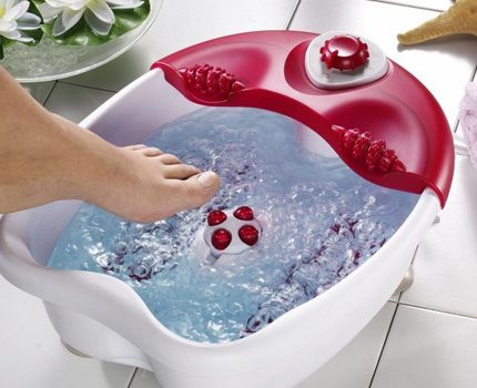 Mobile whirlpool for treatments Hydromassage foot bath