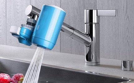 Features of a water filter when using a charge Variant of a filtration nozzle