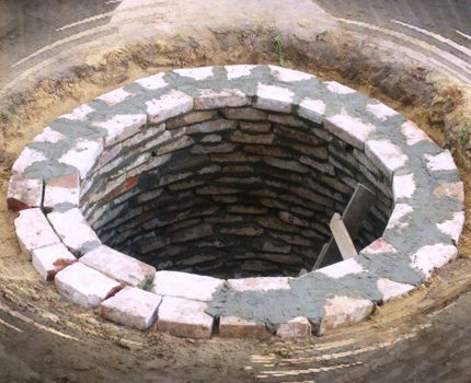 Structures en briques pour la collecte et l'élimination des effluents Drains de briques