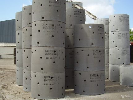 Anneau en béton pour la construction d'un puits d'absorption Anneaux perforés