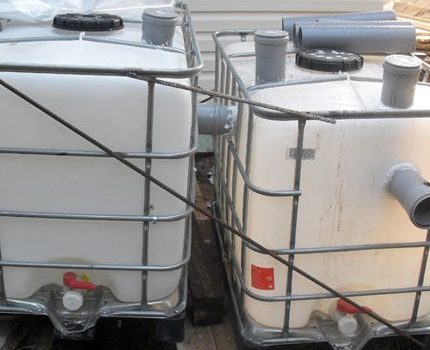 Eurocubes soudés ensemble