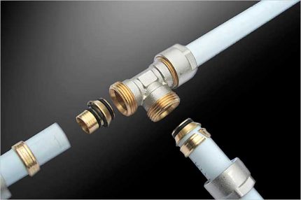 Tee pour l'approvisionnement en eau