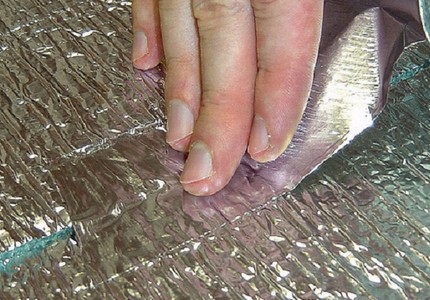 Wärmedämmung zur Montage eines warmen Infrarotbodens Spulenisolator verlegen