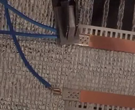 Connexion filaire serrée