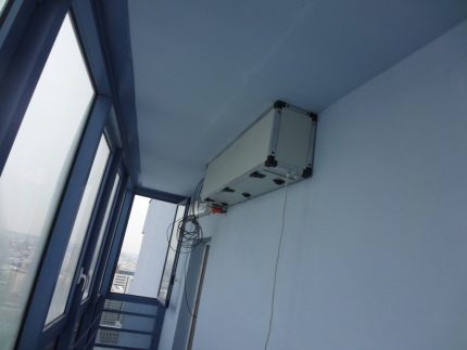 L'emplacement du système de ventilation monobloc Installation d'air soufflé