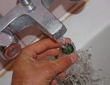 Rinçage de l'aérateur