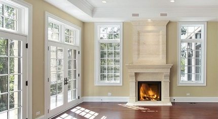 Le principe de fonctionnement et le dispositif de ventilation d'alimentation et d'évacuation Convection en salle