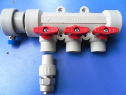 Collecteur de plancher chauffant