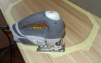 Konturen für die Installation eines Waschbeckens im Badezimmer Innenkonturlinie