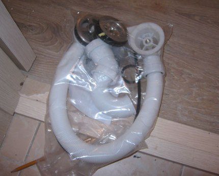 Kit piège à eau avec trop-plein pour assainissement