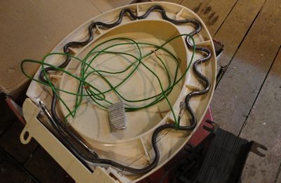 Fixation d'un couvercle de toilette chauffant Fonction de chauffage du siège de toilette