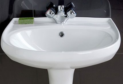 Hauteur de lavabo de salle de bain en standard Lavabo de salle de bain standard