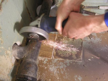 Sicherheitsvorkehrungen bei der Installation von Rohrleitungen mit eigenen Händen Sicherheitsvorkehrungen bei der Installation von Rohrleitungen mit eigenen Händen