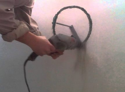 How to make a hood in the wall of the garage Pipe hole