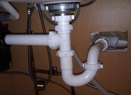 Construction de tuyaux en plastique