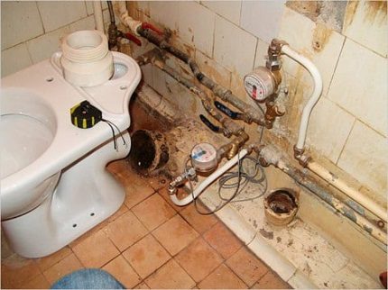 Desmontando a estrutura antiga