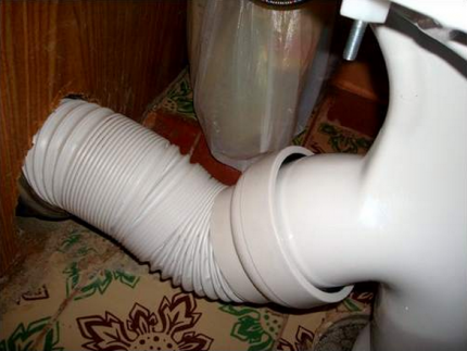 Quand est-il préférable d'installer l'ondulation sur les toilettes lors du remplacement Compensation de l'ondulation